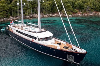 L S/Y Nocturno Čarter Split