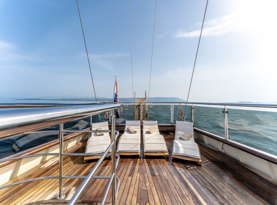 S/Y Santa Clara