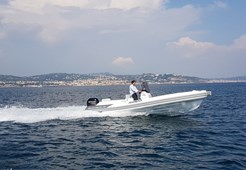 R Salpa Gran Soleil 23 for charter in Sukosan