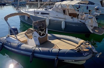 G Salpa Soleil 18 Noleggio Murter