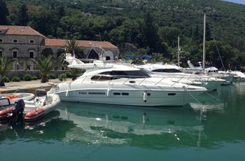 V Sealine F 42 Bateau a vendre Hrvatska