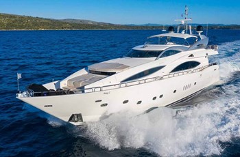 L Sunseeker 105 Vuokraus Trogir
