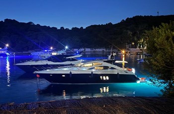 M Sunseeker Predator 62 Prodaja plovila Podstrana