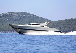 L Tecnomar 90 for charter in Hrvatska