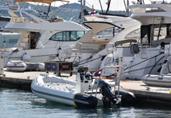 R ZAR 16 SC for charter in Seget Donji