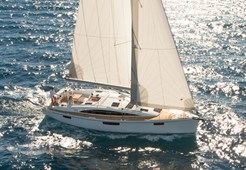S Bavaria 42 Cruiser for charter in Trogir