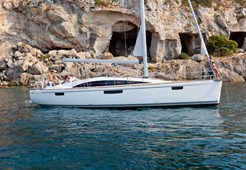 S Bavaria 46 Vision for charter in Seget Donji