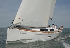 S Dufour 335 for charter in Rogoznica