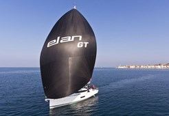 S Elan GT5 for charter in Izola