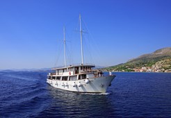 Motor-sailer Meridijan