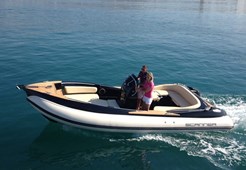 R Scanner 710 Envy black for charter in Split